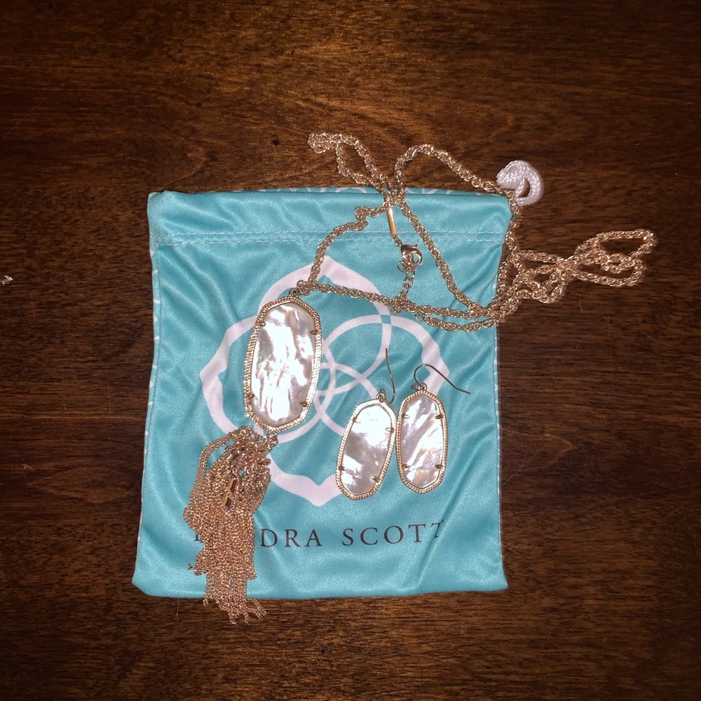 Kendra Scott Ivory Pearl Set